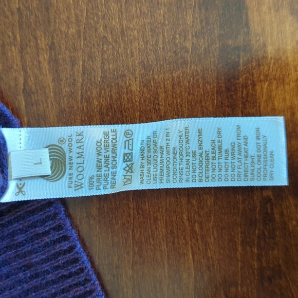 Lambswool Sweater - Picture 3 of 3